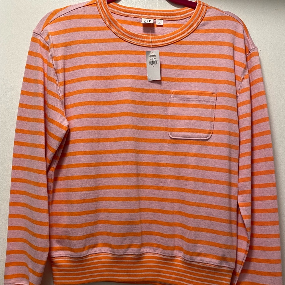 Gap Long Sleeve Sweater/Shirt